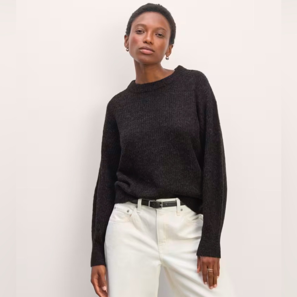 BNWT Everlane Cocoon Crew in Alpaca (XS)